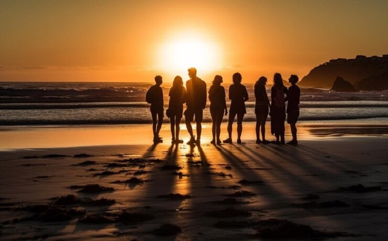 Tour Guides Are Readily Available At Byron Bay Main Beach 3