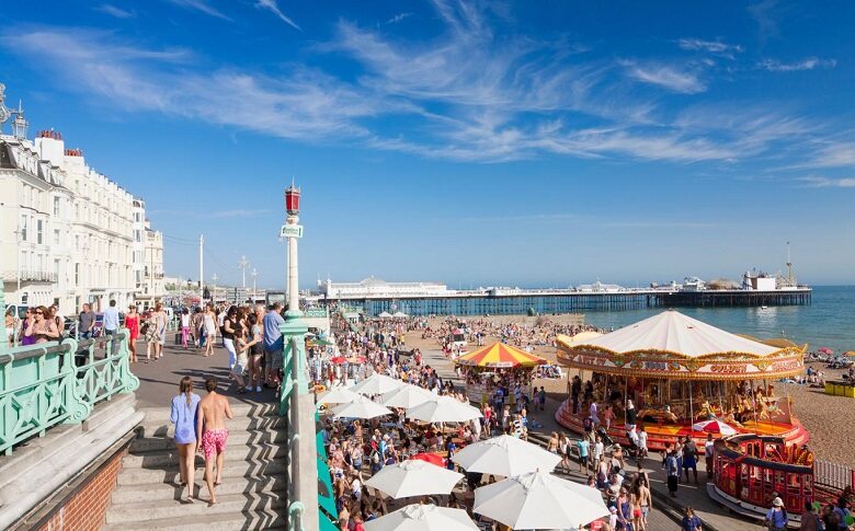 Availability Of Tour Guide For Brighton Beach