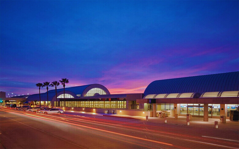 John Wayne Airport, Orange County (SNA)