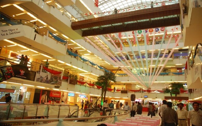 Nearby Shopping Malls Of Horsey Beach